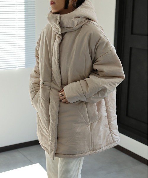 ap retro（アプレトロ）の「フードパディングスタンドビッグブルゾン/パディングコート/モンスターコート（ダウンジャケット/コート・レディース・オフホワイト/アイボリー/ブラック・FREE）」の15枚目の写真