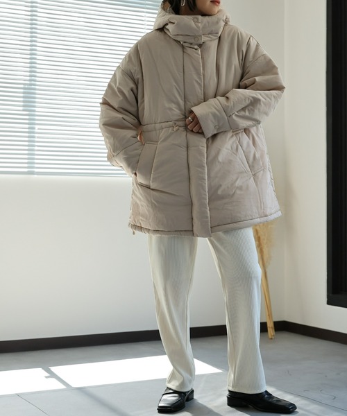ap retro（アプレトロ）の「フードパディングスタンドビッグブルゾン/パディングコート/モンスターコート（ダウンジャケット/コート・レディース・オフホワイト/アイボリー/ブラック・FREE）」の20枚目の写真