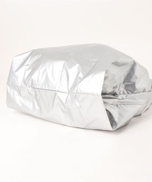 LAZY SUSAN（レイジースーザン）の「カラビナ付きエコバッグ　タロチャン　アクビ（エコバッグ/サブバッグ・レディース・グリーン/ゴールド/シルバー・FREE）」の6枚目の写真