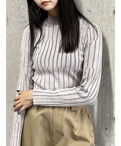 MURUA（ムルーア）の「ランダムリブニット（ニット/セーター・レディース・グレー/ブラック/マスタード/ブルー・FREE）」の3枚目の写真