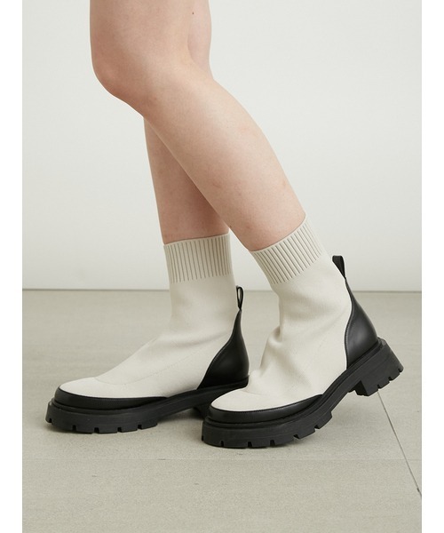 LILY BROWN（リリーブラウン）の「トラックソールニットショートブーツ（パンプス・レディース・アイボリー/ブラック/カーキ・LARGE/SMALL/MEDIUM）」の9枚目の写真