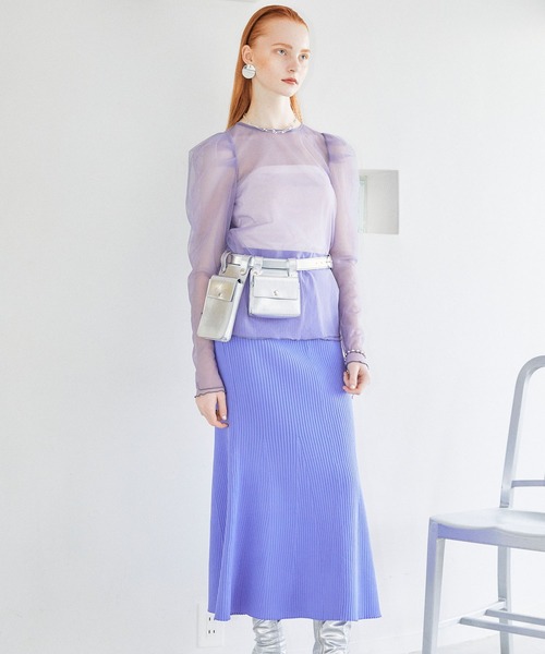 ELLEgirl(エルガール)の「ヴィーガンレザーベルトバッグ【ELLEgirl/エル ガール】(ボディバッグ/ウエストポーチ・レディース・シルバー/ブラック・FREE)」の4枚目の写真