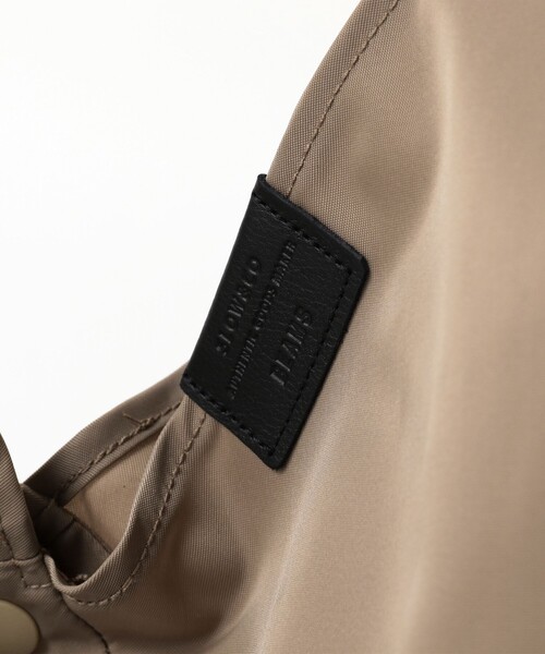SLOW（スロウ）の「SLOW × BEAMS / 別注 AZUMA（ショルダーバッグ・メンズ・ベージュ/ブラック・ONE SIZE）」の8枚目の写真