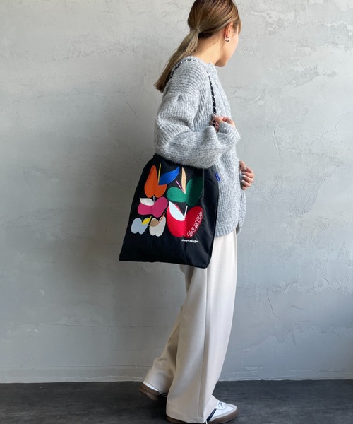 Ball&Chain（ボールアンドチェーン）の「[BALL&CHAIN/ボールアンドチェーン] S.APPLE 刺繍デザインナイロントートバッグ（トートバッグ・レディース・ブラック/カーキ・M）」の18枚目の写真