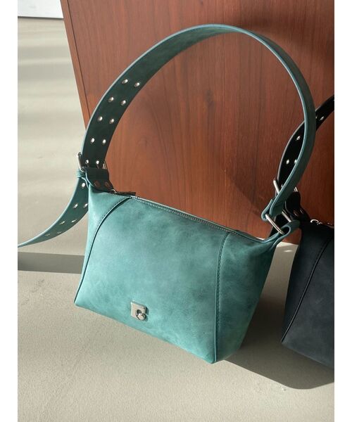 EMODA（エモダ）の「スクエアハンドルバッグ（ショルダーバッグ・レディース・グリーン/ブラック/ブラウン・FREE）」の15枚目の写真