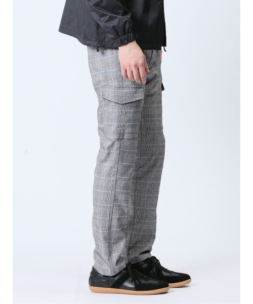 TAKA-Q（タカキュー）の「【抗菌防臭】タカキュー クロスストレッチ カーゴパンツ（カーゴパンツ・メンズ・ベージュ/ホワイト×ブラック/オリーブ・X-LARGE/MEDIUM/LARGE/S）」の17枚目の写真
