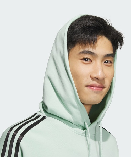 adidas（アディダス）の「エッセンシャルズ プラス ルーズフィット スリーストライプス フレンチテリー プルオーバーパーカー / アディダス adidas（パーカー・メンズ・グレー/ブルー/ブラック/グリーン/ネイビー/ベージュ・XX-SMALL/X-SMALL/XX-LARGE/3XL/LARGE/MEDIUM/SMALL/X-LARGE）」の21枚目の写真