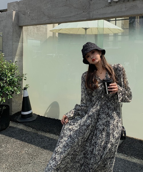 N.s(エヌドットエス)の「花柄シフォンワンピース(ワンピース・レディース・ブラック・M/L)」の6枚目の写真