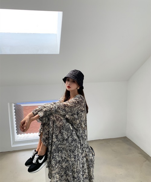 N.s(エヌドットエス)の「花柄シフォンワンピース(ワンピース・レディース・ブラック・M/L)」の18枚目の写真