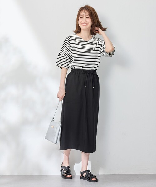 ANY(エニィ)の「【セットアップ可能/UVケア/接触冷感/ストレッチ】イージーケアタイトスカート(スカート・レディース・黄土色系/ブラック系・2/3)」の22枚目の写真