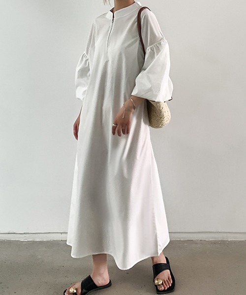 SHEPP(シープ)の「ハーフジップ スタンドネック シャツワンピース(ワンピース・レディース・ブラック/ベージュ/ホワイト・M/L/XL)」の1枚目の写真