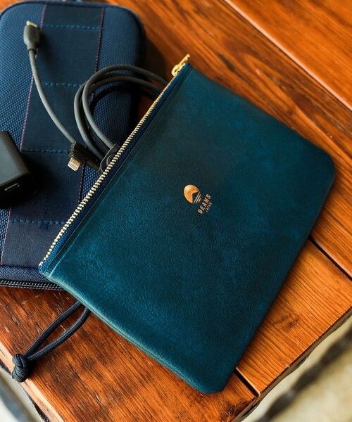 HIGHTIDE（ハイタイド）の「HIGHTIDE / 別注 フラット ポーチ 小（ポーチ・メンズ・レッド/ブラウン/ネイビー/ブラック/オレンジ/グリーン・ONE SIZE）」の5枚目の写真