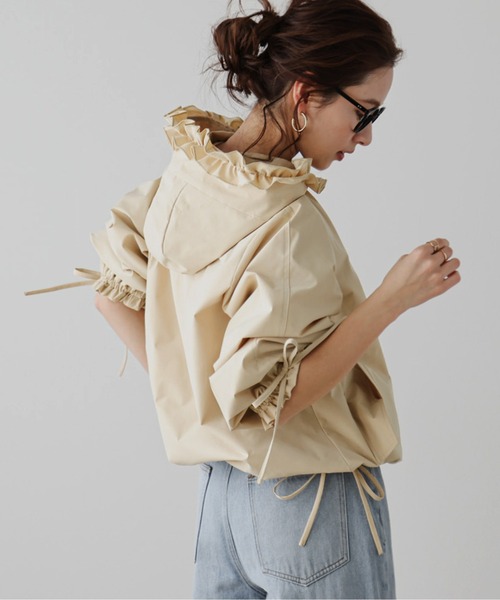AMELY(エミリー)の「リボンマウンテンパーカー(マウンテンパーカー・レディース・ベージュ/グレー/ブラック・フリー)」の16枚目の写真