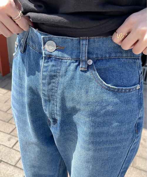 Meli rich（メリーリッチ）の「ロールアップ風切替ストレートデニムパンツ（デニムパンツ・レディース・ブラック/ブルー・MEDIUM）」の9枚目の写真