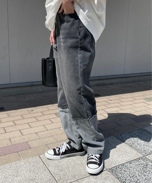 Meli rich（メリーリッチ）の「ロールアップ風切替ストレートデニムパンツ（デニムパンツ・レディース・ブラック/ブルー・MEDIUM）」の17枚目の写真