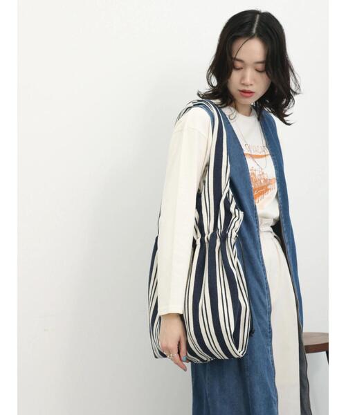 Samansa Mos2 blue(サマンサモスモスブルー)の「ストライプ巾着トートバッグ(ハンドバッグ・レディース・ネイビー/ブラック/ベージュ・F)」の14枚目の写真