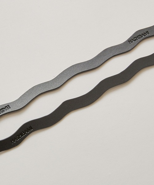 HASHIBAMI（ハシバミ）の「【HASHIBAMI】ウネウネ スマホレザーストラップ（スマホグッズ・レディース・パープル/ライトグリーン系/シルバー/ライトオレンジ系/ブラック/ゴールド/グレイッシュベージュ・FREE）」の21枚目の写真