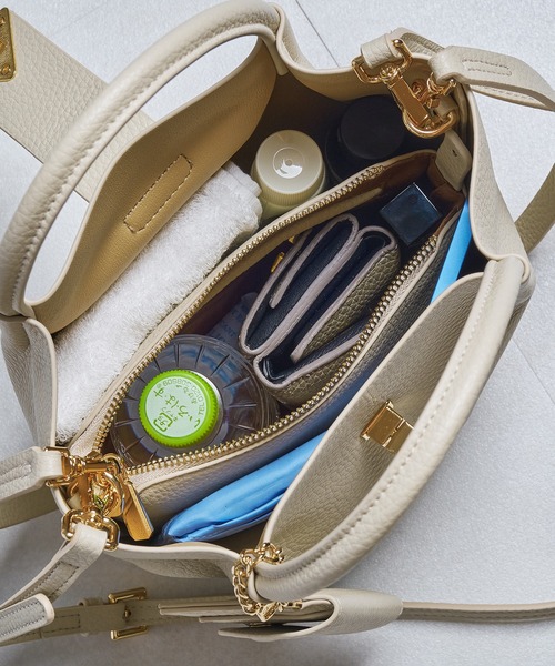 ORiental TRaffic（オリエンタルトラフィック）の「タックハンドバッグ BA-225（ショルダーバッグ・レディース・ブラック/ホワイト/ベージュ・ﾌﾘ-）」の16枚目の写真