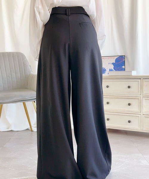 aimoha（アイモハ）の「【aimoha】ハイウエストタックドレープパンツ（その他パンツ・レディース・ベージュ/ブラック/グレー・SMALL/MEDIUM/X-LARGE/LARGE）」の7枚目の写真