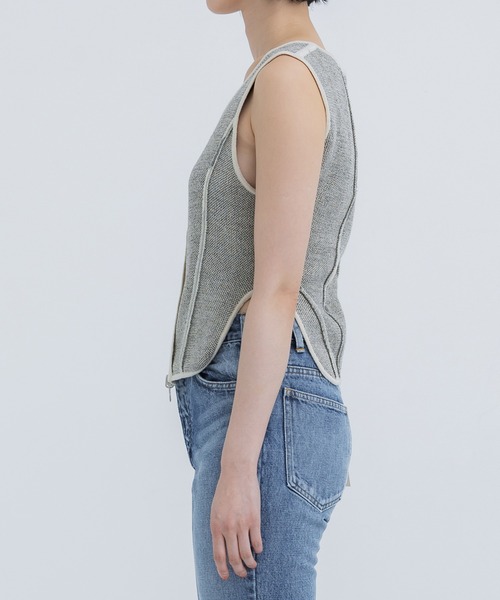 STUDIOUS(ステュディオス)の「【STUDIOUS/ステュディオス】ジップアップ2WAYニットビスチェ(ベスト・レディース・ホワイト/ダークグレー・FREE)」の6枚目の写真