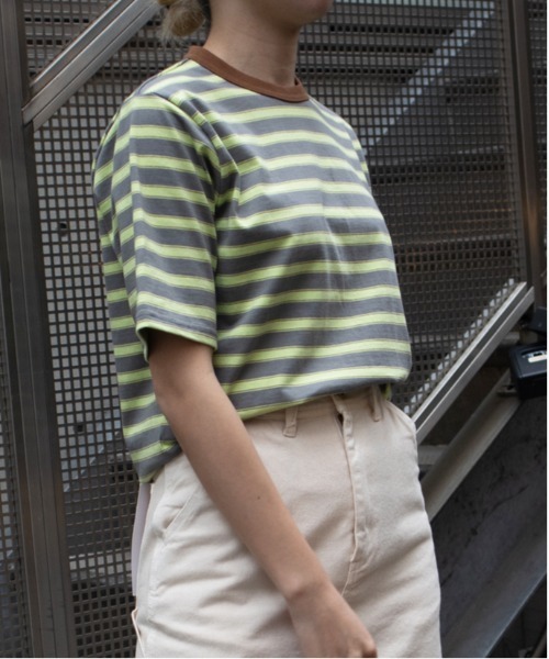 UNIVERSAL OVERALL（ユニバーサルオーバーオール）の「RETRO BORDER TEE（Tシャツ/カットソー・レディース・ホワイト×ブラック/ブルー系その他2/グレー系その他・M/L）」の16枚目の写真