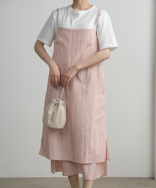 Amiur（エミレ）の「tiered design cami op / ティアードデザインキャミワンピ（ワンピース・レディース・ブルー/アイボリー/ピンク・FREE）」の3枚目の写真