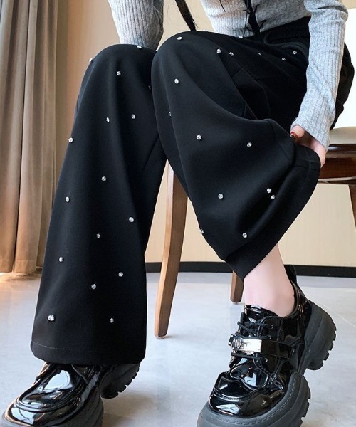 SHEENA(シーナ)の「ビジュースウェットパンツ(スウェットパンツ・レディース・ブラック/ホワイト・M)」の17枚目の写真