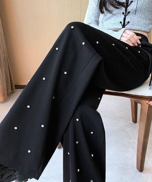 SHEENA(シーナ)の「ビジュースウェットパンツ(スウェットパンツ・レディース・ブラック/ホワイト・M)」の19枚目の写真
