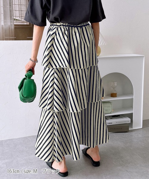 nissen（ニッセン）の「【販売終了】ストライプティアードスカート（スカート・レディース・ネイビー/ブラック・M/L）」の10枚目の写真