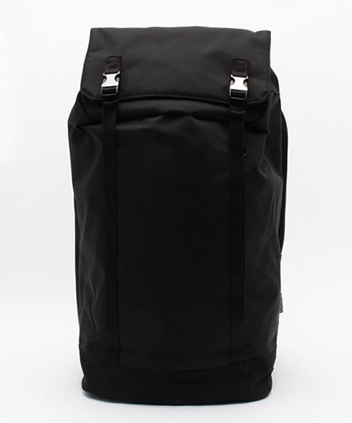 C6(シーシックス)の「C6(シー・シックス) 2in1 SLIM バックパック(バックパック/リュック・メンズ・ブラック・FREE)」の1枚目の写真
