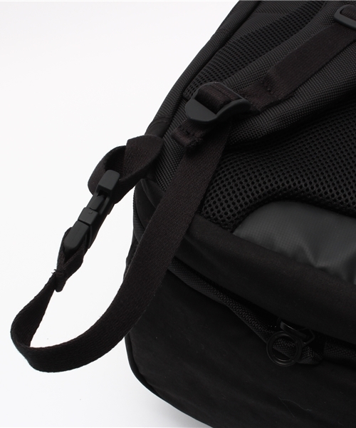 C6(シーシックス)の「C6(シー・シックス) 2in1 SLIM バックパック(バックパック/リュック・メンズ・ブラック・FREE)」の8枚目の写真