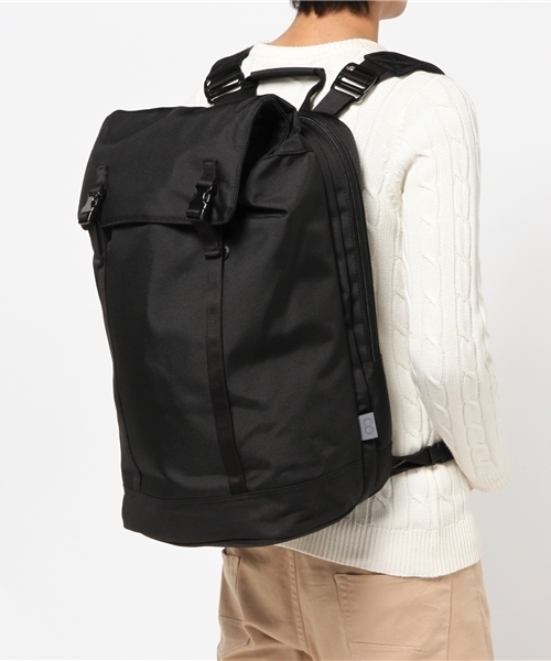 C6(シーシックス)の「C6(シー・シックス) 2in1 SLIM バックパック(バックパック/リュック・メンズ・ブラック・FREE)」の2枚目の写真