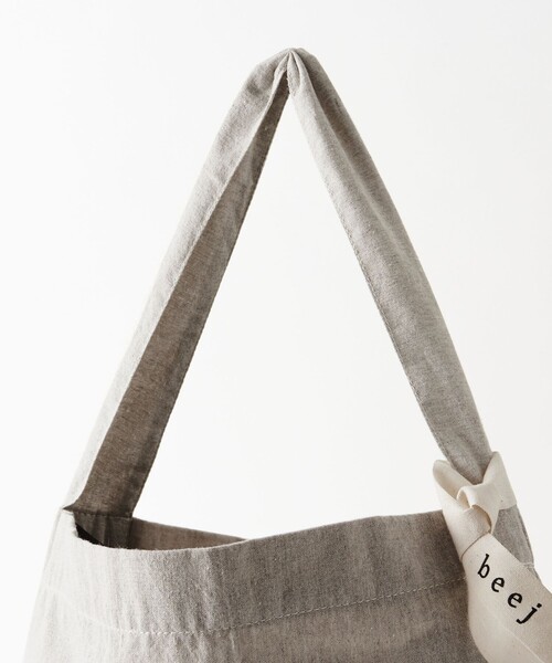 beej（ビージ）の「＜beej＞サンドイッチ ワンショルダーバッグ（ショルダーバッグ・レディース・ブラウン/ライトグレー・FREE）」の12枚目の写真