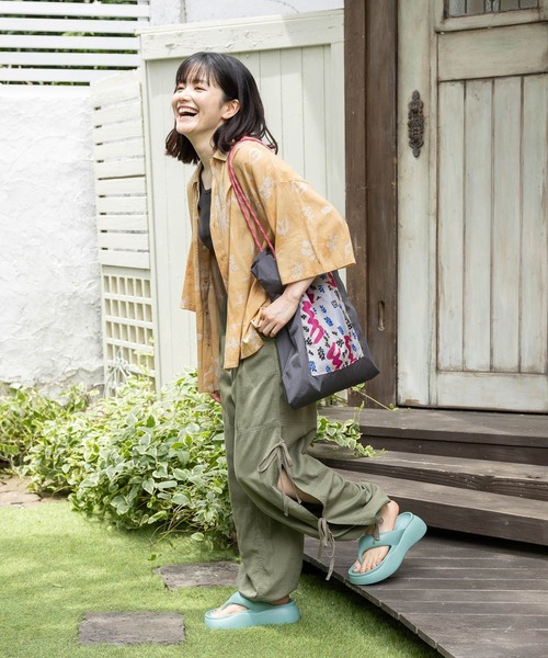 niko and...（ニコアンド）の「【Henri Matisse(アンリ・マティス)】トートバッグ（トートバッグ・レディース・ブルー/チャコール/グレー・0）」の7枚目の写真