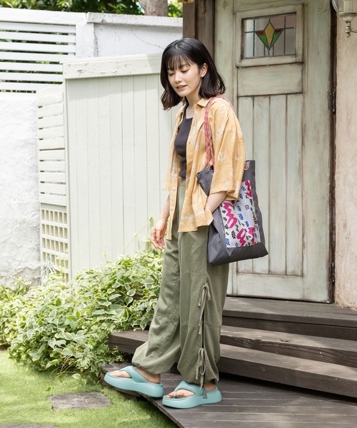 niko and...（ニコアンド）の「【Henri Matisse(アンリ・マティス)】トートバッグ（トートバッグ・レディース・ブルー/チャコール/グレー・0）」の8枚目の写真