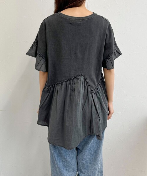 fredy emue(フレディエミュ)の「ピグメント加工リメイク風Tシャツ(Tシャツ/カットソー・レディース・チャコールグレー/ライトグレー・38)」の18枚目の写真