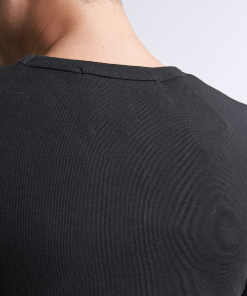 NO ID.(ノーアイディ)の「mlt1276 - 16フライス9分袖VネックTシャツ(Tシャツ/カットソー・メンズ・ブラック/グレー系その他/ホワイト/アッシュグレー・1/3/2)」の10枚目の写真