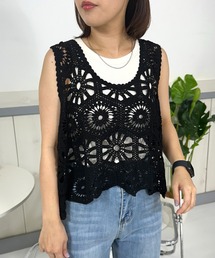 透かし編みクロシェベスト