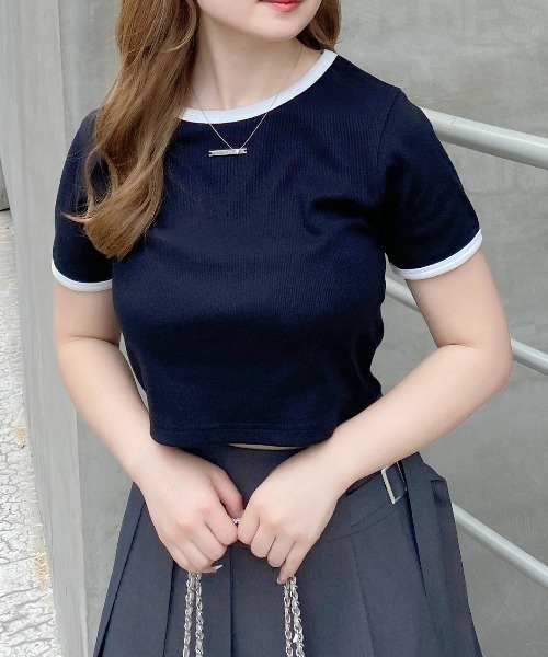 INGNI(イング)の「プレート付リブリンガーTシャツ(Tシャツ/カットソー・レディース・ブラック×ホワイト/ホワイト×ブラック/ブルー系7・M)」の1枚目の写真