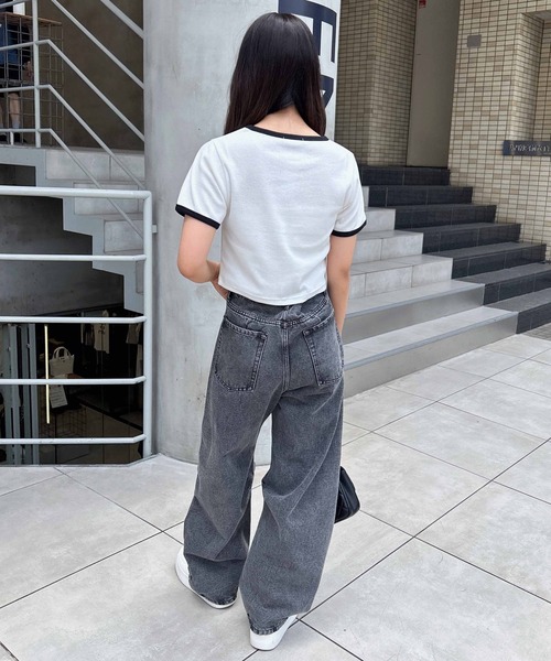 INGNI(イング)の「プレート付リブリンガーTシャツ(Tシャツ/カットソー・レディース・ブラック×ホワイト/ホワイト×ブラック/ブルー系7・M)」の10枚目の写真