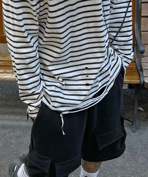 BY ATTENTION(バイアテンション)の「BIG SALE開催中!【BY ATTENTION】 クラッシュ 長袖 ボーダーTシャツ / ユニセックス(Tシャツ/カットソー・メンズ・ブラック/ホワイト・FREE)」の5枚目の写真