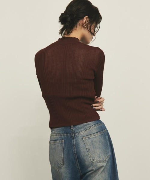 MERLOT（メルロー）の「リネンタッチリブ編みシアーハイネックプルオーバー（Tシャツ/カットソー・レディース・アイボリー/ブラック/ブラウン・FREE）」の14枚目の写真