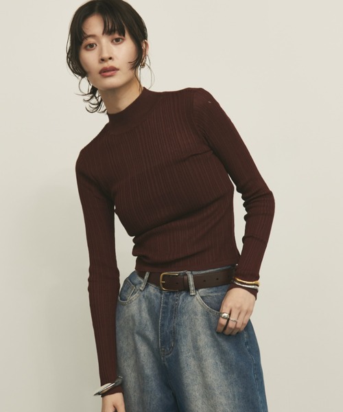 MERLOT（メルロー）の「リネンタッチリブ編みシアーハイネックプルオーバー（Tシャツ/カットソー・レディース・アイボリー/ブラック/ブラウン・FREE）」の9枚目の写真