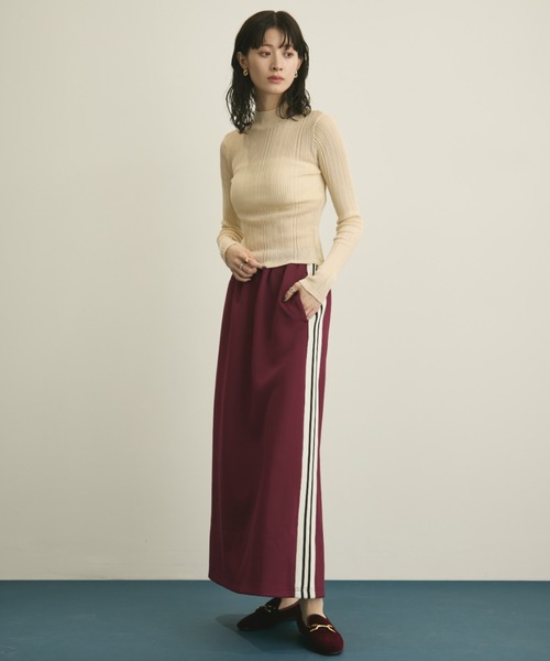 MERLOT（メルロー）の「リネンタッチリブ編みシアーハイネックプルオーバー（Tシャツ/カットソー・レディース・アイボリー/ブラック/ブラウン・FREE）」の4枚目の写真