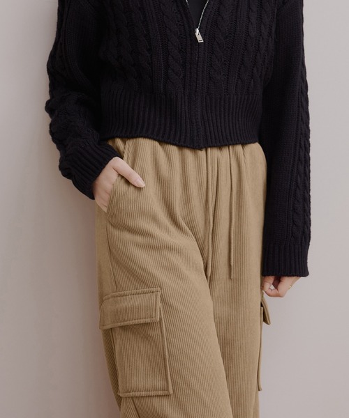 CHAN ME（チャンミ）の「裏起毛コーデュロイ調カーゴパンツ（カーゴパンツ・レディース・ブラック/アイボリー/ピンク/ベージュ・SMALL/MEDIUM/LARGE/X-LARGE）」の20枚目の写真