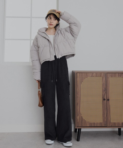 CHAN ME（チャンミ）の「裏起毛コーデュロイ調カーゴパンツ（カーゴパンツ・レディース・ブラック/アイボリー/ピンク/ベージュ・SMALL/MEDIUM/LARGE/X-LARGE）」の7枚目の写真