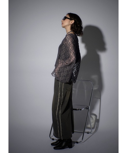 Adoon plain(アドーンプレーン)の「レースチョーカートップス/LS(Tシャツ/カットソー・レディース・ブラック/チャコールグレー/ボルドー/ホワイト・FREE)」の18枚目の写真