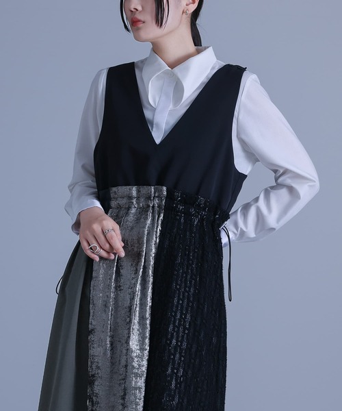 kOhAKU(コハク)の「異素材切替ジャンスカ(ジャンパースカート・レディース・ブラック・1/2)」の5枚目の写真