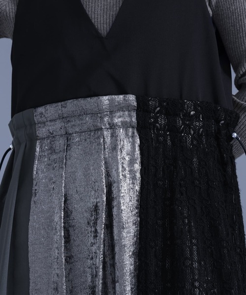 kOhAKU(コハク)の「異素材切替ジャンスカ(ジャンパースカート・レディース・ブラック・1/2)」の15枚目の写真