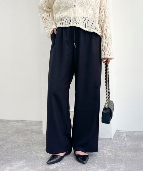 fredy emue(フレディエミュ)の「ウールライクストレートイージーパンツ(その他パンツ・レディース・ブラック/チャコールグレー/グレイッシュベージュ・36/38)」の16枚目の写真